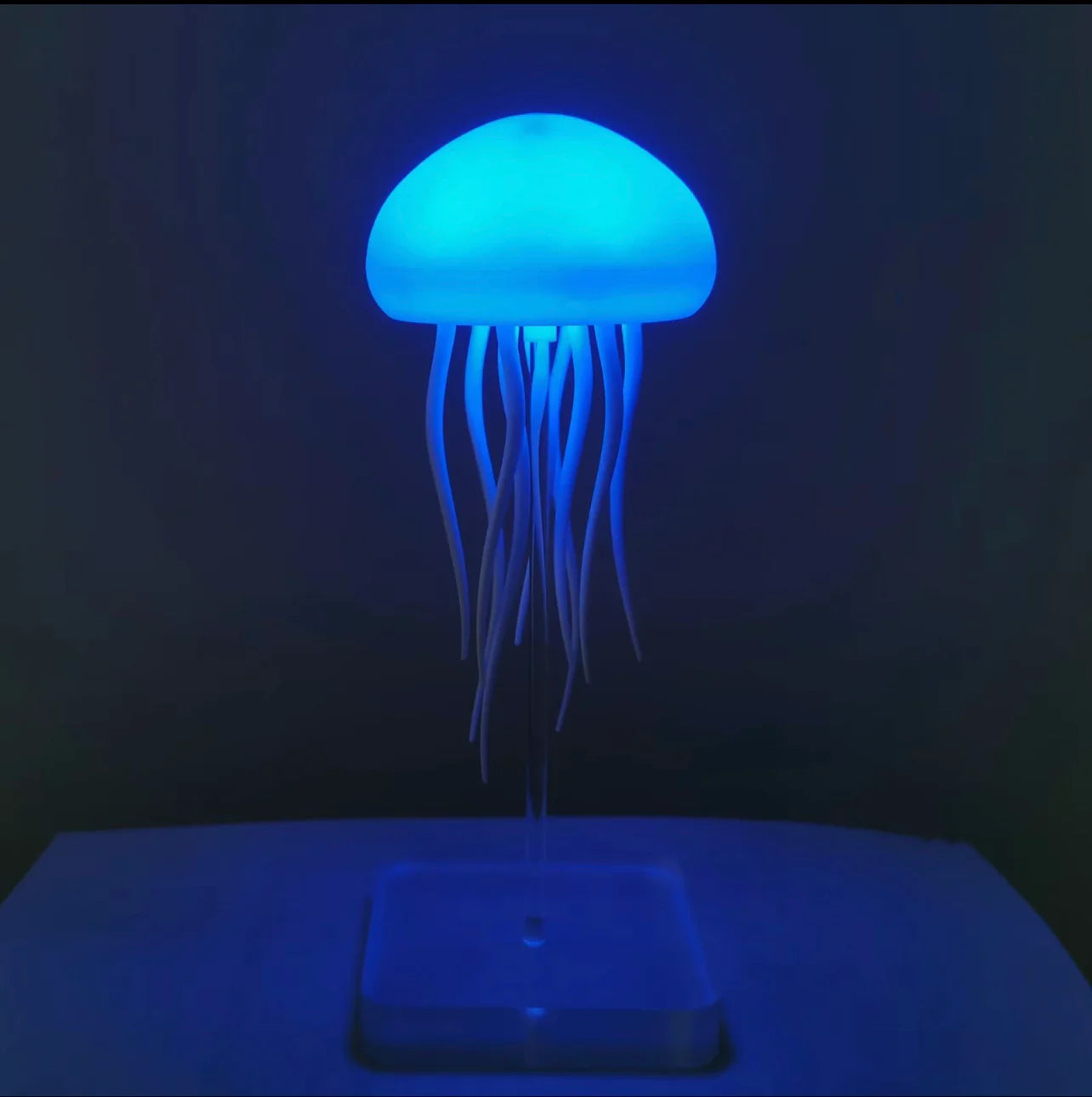 Cartoon Dancing Jellyfish Night Light RGB Gradient Cute Jellyfish Bedside Lamp Voice Control Bedroom Reading Desk Lamp